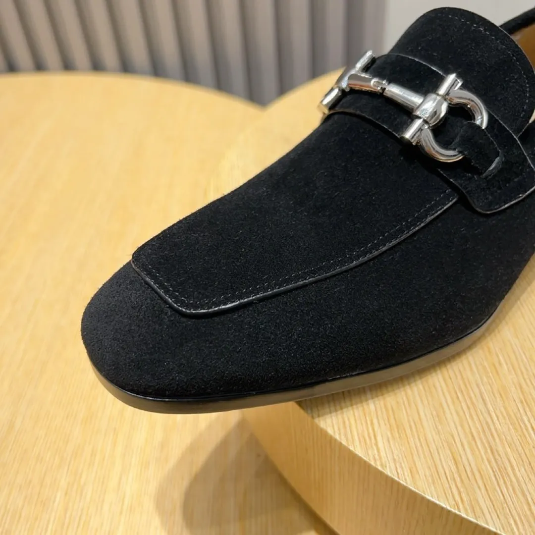 Factory P620💰🔥《Ferragamo》👏Latest•High-end top brand luxury~purchasing agent, top~quality. New fashionable business men's shoes🔜The uppers are made of original cashmere cowhide➕cowhide·lining, with fine workmanship. The original stylish and soft combination wear-resistant and non-slip outsole is light and comfortable on the feet. The real thing looks better in real life. Size: 38/44